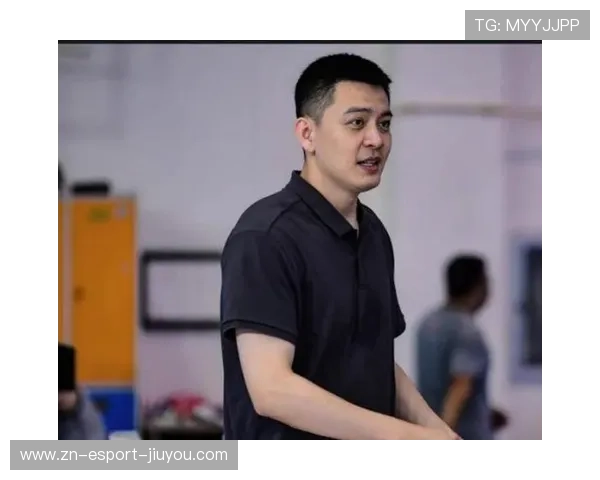 杨鸣称质疑存在 球员们拼尽全力，杨鸣球队